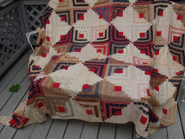 Sewing kit giveaway WINNER and new (old) quilt