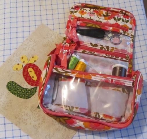 Applique supplies holder
